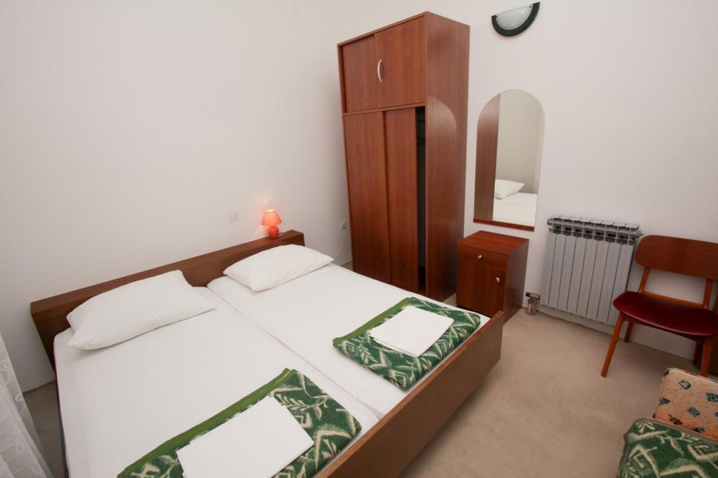 Apartments And Rooms Porto Ражань Номер фото
